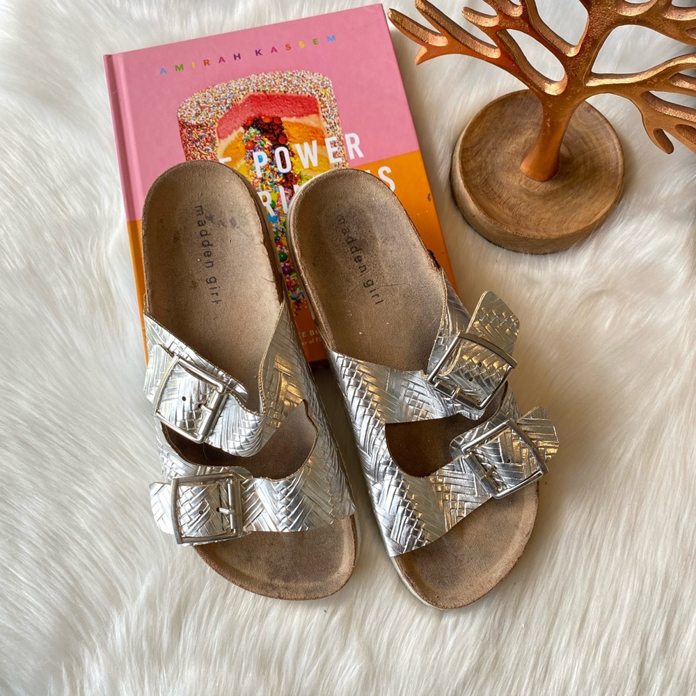 Madden Girl Silver Flip flops size 8